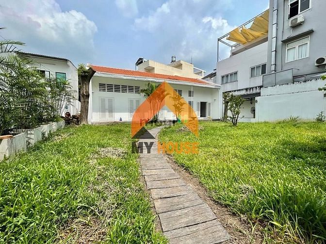 Hình ảnh Chỉ 50tr - Villa quán café 380m2 style Châu Âu
