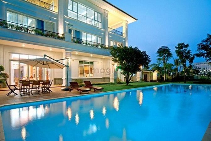 Hình ảnh Bán biệt thự Vinhomes Central Park Bình Thạnh, 4 tầng + hầm, 240m2 đất