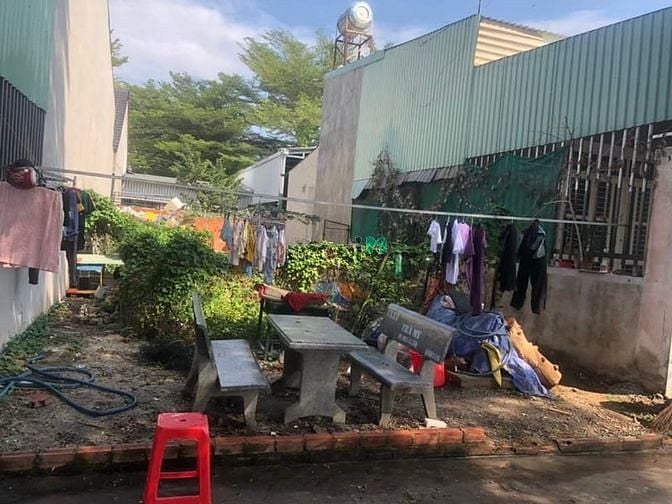 Hình ảnh Gia đình cần bán lại lô đất 100m2(5x20m) ở ngay KCN Mỹ Phước 3, SHR, d