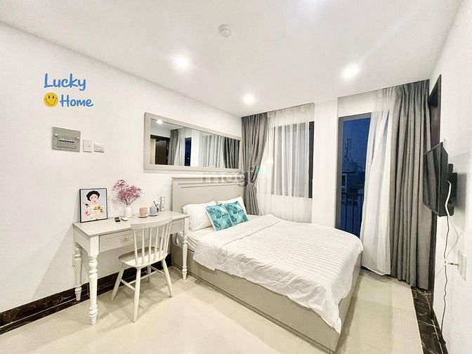 Hình ảnh Chdv full nội thất , ban công thoáng mát tại phan đăng lưu