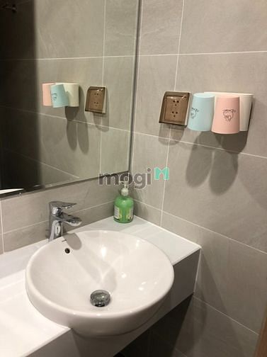 Hình ảnh Cho thuê Trang Chủ MB66.COM / Đăng Ký Tặng 66K 2pn 2wc Full gỗ 2 máy nước nóng Vinhome Q9
