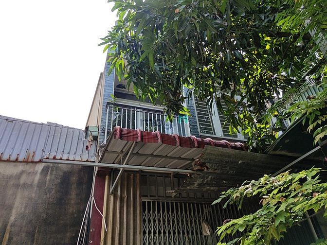 Hình ảnh Nhà Hẻm 270 Lê Đình Cẩn Bình Tân, Hẻm 4m Ôtô 2 Tầng