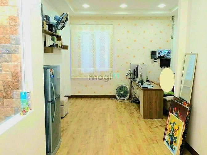 Hình ảnh CHUYỂN CÔNG TÁC Bán nhà Cô Giang Q1, 48m2, 2tỷ150, SHR