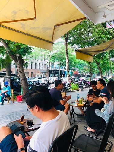 Hình ảnh Cho thuê căn biệt thự mặt phố Trần Hưng Đạo