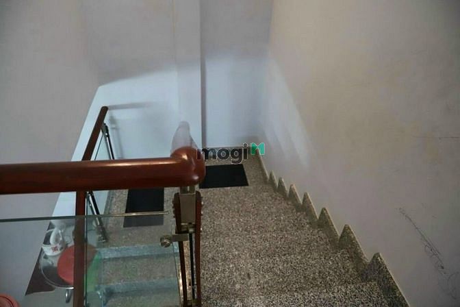 Hình ảnh + Nhà bán hưng định gần chợ chòm sao