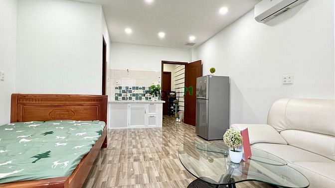 Hình ảnh Cho thuê phòng ban công Đặng Minh Trứ , P10, Tân Bình