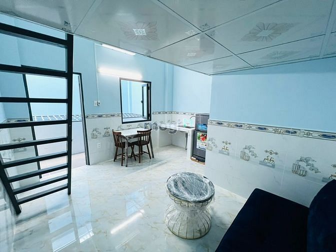 Hình ảnh Cho Thuê CHDV Ban Công - Gác Cao 1M8 - Đầy Đủ Nội Thất - Phan Văn Trị