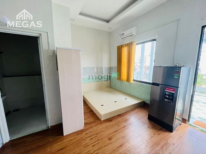 Hình ảnh Studio full nội thất- bancol siêu khủng có thể nấu BBQ - trồng cây