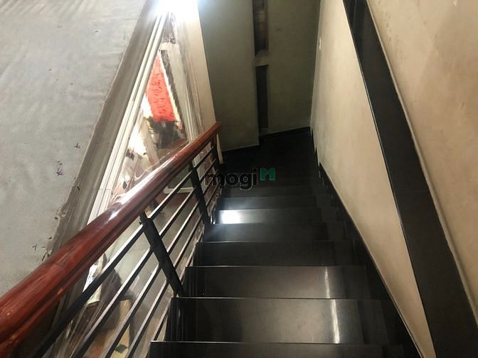 Hình ảnh MT Tô Ngọc Vân,Tđ,9x14,3 Tầng, 250m2,90tr/tháng
