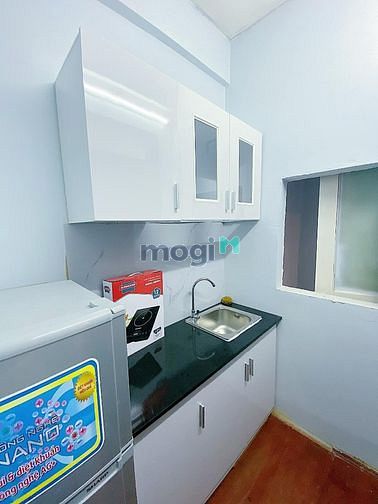 Hình ảnh CHDV mặt tiền Đề Thám, Tách Phòng ngủ và bếp