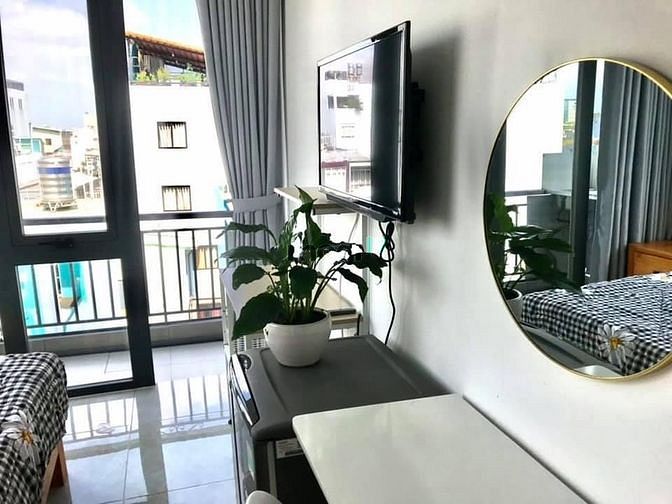 Hình ảnh Mb6623 nạp rút nhanh chóng Studio ban công tầng 5 view bờ kè Q3