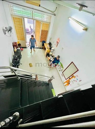 Hình ảnh CHUYỂN CÔNG TÁC bán nhà BÀNH VĂN TRÂN/TB_1,25 tỷ/60m2, gần trường THCS