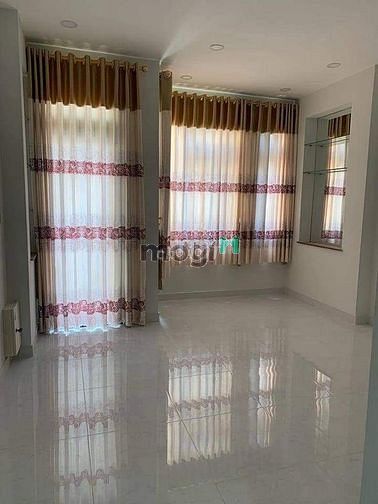 Hình ảnh Cho thuê nhà 2 lâu 1 trệt 1 san thuong mới