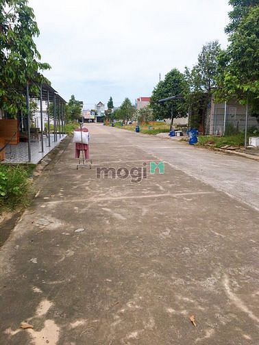 Hình ảnh GĐ cần bán lô đất 105m2(5x21m) SHR, gần chợ, đối diện KCN Mỹ Phước 3.
