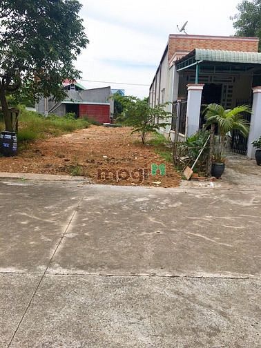 Hình ảnh GĐ cần bán lô đất 105m2(5x21m) SHR, gần chợ, đối diện KCN Mỹ Phước 3.