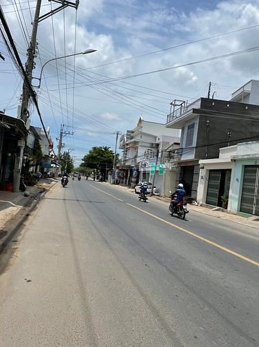 Hình ảnh Nhà mặt tiền đường trường chinh 59m2 sổ hồng thổ cư