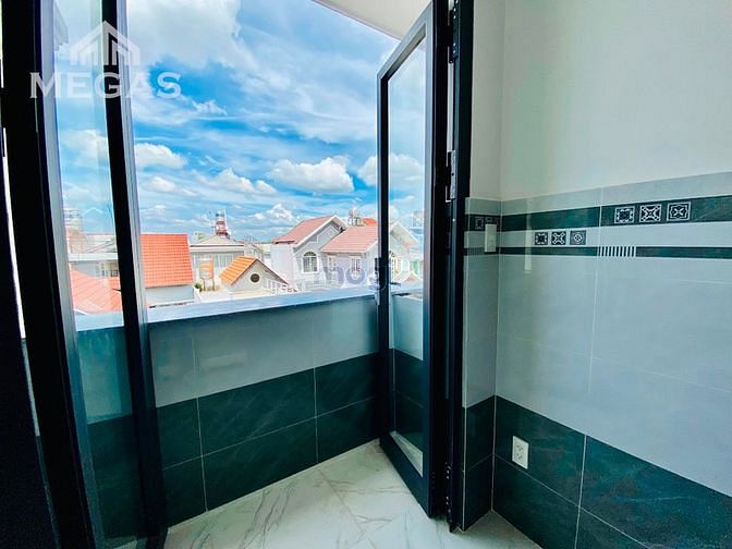 Hình ảnh Mb6623 nạp rút nhanh chóng giá rẻ ngay ĐH Văn Lang cơ sở 3_Full nội thất_ban công
