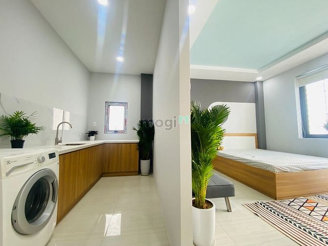 Hình ảnh CH 1PN Bancon lớn có thang máy, chỗ để xe full NT ở Quận 1