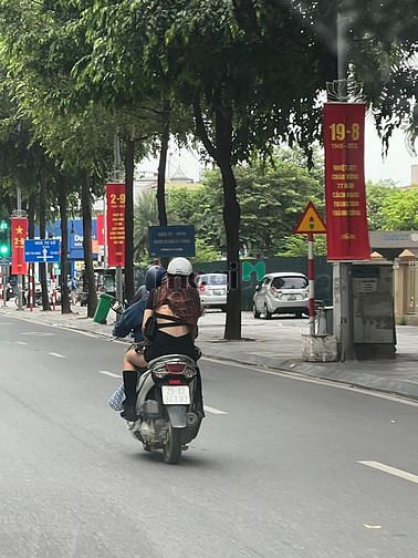 Hình ảnh Cho thuê tầng 1 mặt phố quang trung, hà đông, 100m2, kinh doanh sầm