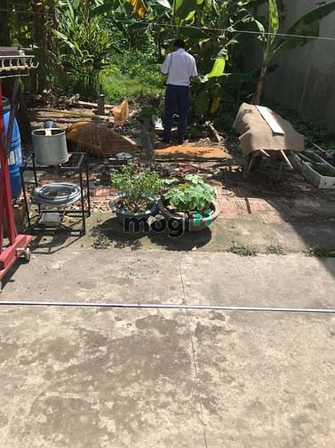 Hình ảnh tôi chính chủ cần bán gấp đất sát QL13 dân đông đối diện KCN 200m2