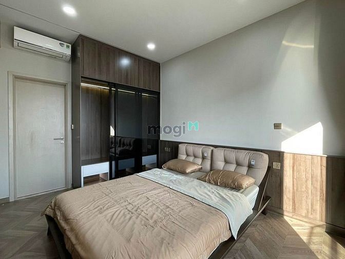 Hình ảnh Cần cho thuê CHCC Phú Mỹ Hưng. Nhà mới nội thất cao cấp