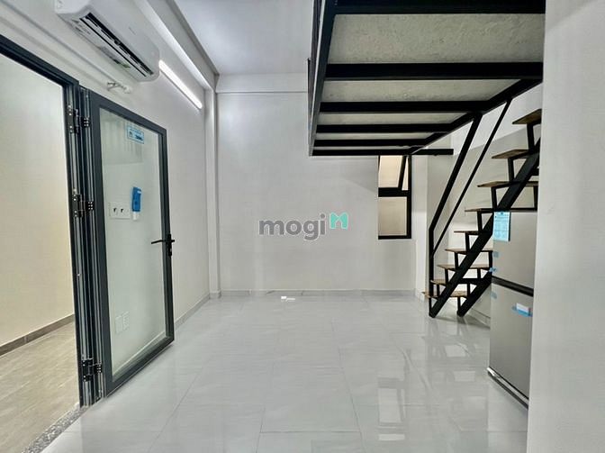 Hình ảnh CHDV siêu thoáng mát có máy giặt riêng ngay bến xe miền đông mới