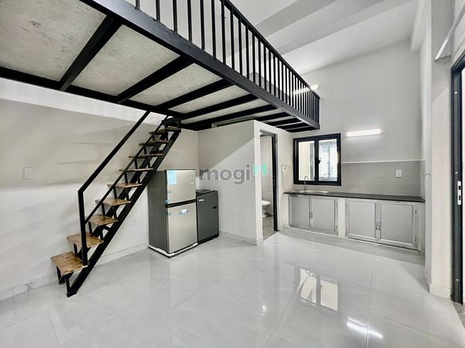 Hình ảnh CHDV siêu thoáng mát có máy giặt riêng ngay bến xe miền đông mới