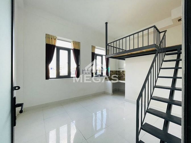 Hình ảnh Căn Hộ Full Nội Thất-Ban Công Ngã 4 Âu Cơ - Lạc Long Quân