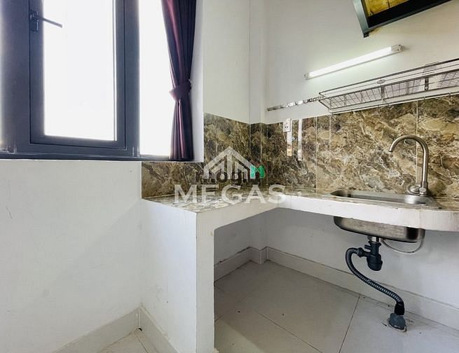 Hình ảnh Căn Hộ Full Nội Thất-Ban Công Ngã 4 Âu Cơ - Lạc Long Quân