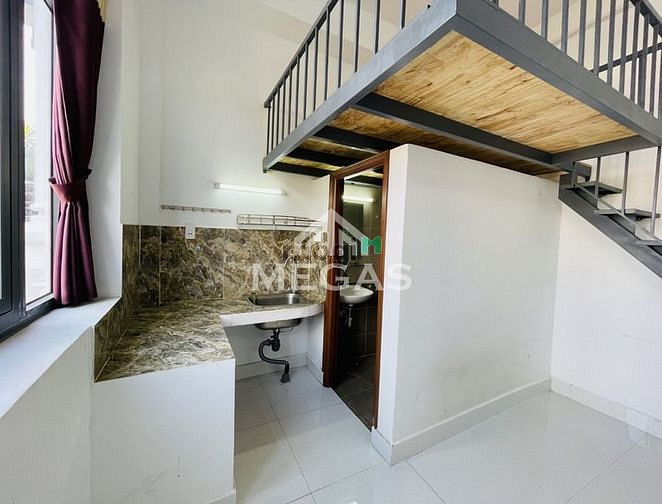 Hình ảnh Căn Hộ Full Nội Thất-Ban Công Ngã 4 Âu Cơ - Lạc Long Quân