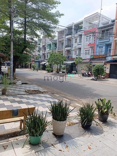 Hình ảnh Bán nhà đường 24A phường bình trị đông B