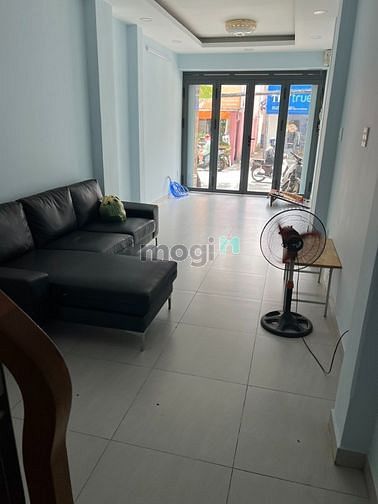Hình ảnh Cho thuê nhà mặt tiền Bà hạt, phường 4, quận 10