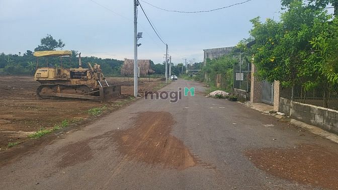 Hình ảnh Chú em cần bán lô đất thổ cư sát chợ đầu mối Nông sản Dầu Giây
