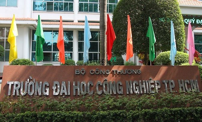 Hình ảnh Cực rẻ! Chỉ 7.3 tỷ có Lô đất xây CHDV Phạm Văn Đồng, 6.5mx17m,105m2