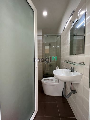Hình ảnh CHDV Ban Công Full Nội Thất Q.3
