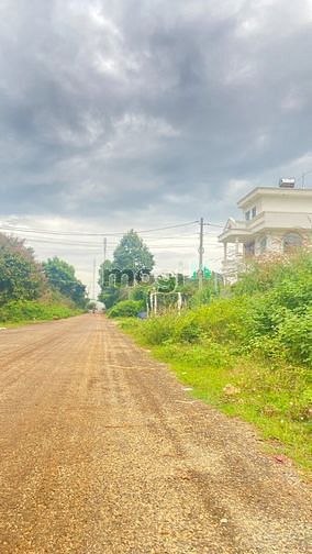 Hình ảnh Bán Gấp Lô Đất Sổ Hồng Riêng Cách Đường Hương Lộ 2 Hòa Long 100m.