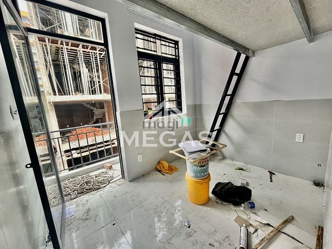 Hình ảnh CHDV BANCOL THOÁNG MÁT có thể đi bộ sang đại học Văn Lang