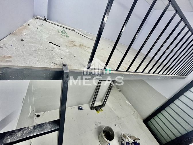 Hình ảnh CHDV BANCOL THOÁNG MÁT có thể đi bộ sang đại học Văn Lang