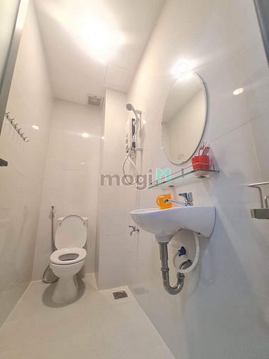 Hình ảnh Trụng tâm quận. Ngã tư Nguyễn Thái sơn vincom Phan Văn Trị