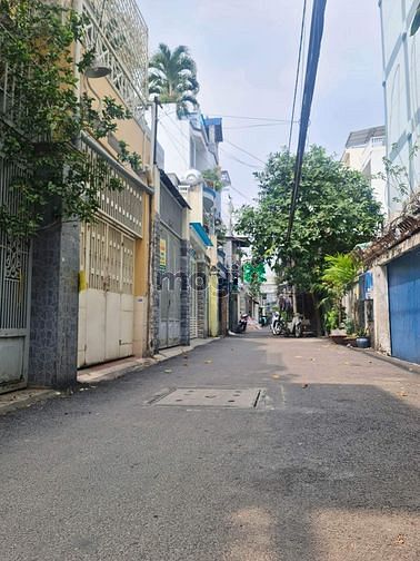 Hình ảnh Trụng tâm quận. Ngã tư Nguyễn Thái sơn vincom Phan Văn Trị