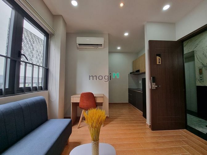 Hình ảnh Trống sẵn phòng ban công đường Phan Đăng Lưu, P6, Bình Thạnh