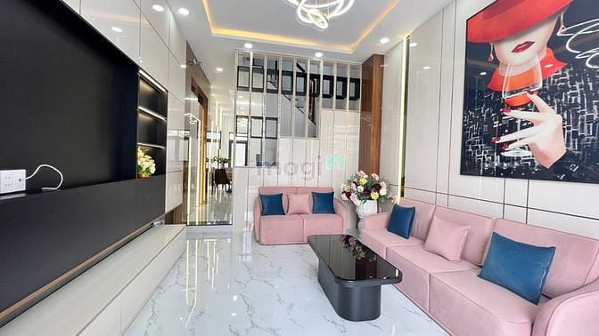 Hình ảnh Nhà 3 lầu mặt tiền quận bình tân thiết kế sang trọng, tiện ích đầy đủ