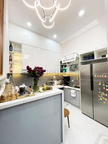 Hình ảnh Nhà Hẻm quận 10 siêu hiếm gần trung tâm