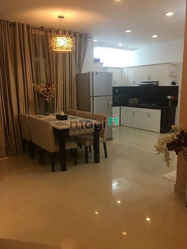 Hình ảnh Full nội thất xịn C/C H2-Hoàng Diệu Quận 4 108m2 3PN 2Tỷ180 có sổ