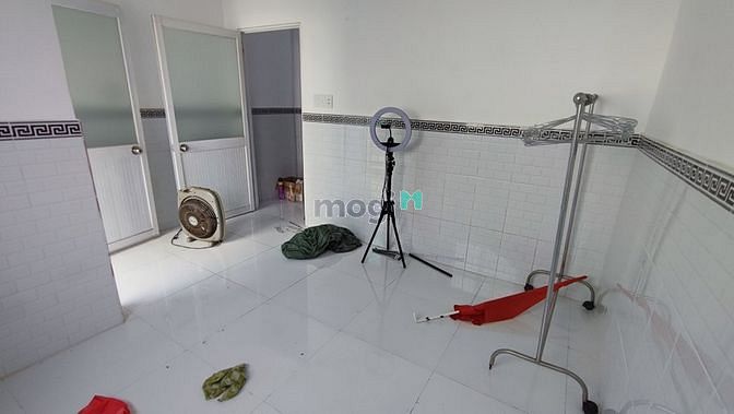 Hình ảnh Nhà nhỏ đẹp 1 Lầu 2PN đường Bình Trị Đông