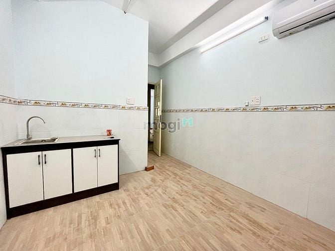 Hình ảnh Nhà Mới 100% - Có Thang Máy - PVC - Gò Vấp
