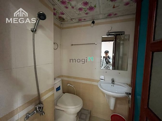 Hình ảnh Cho thuê CHDV ngay ngã tư Thủ Đức