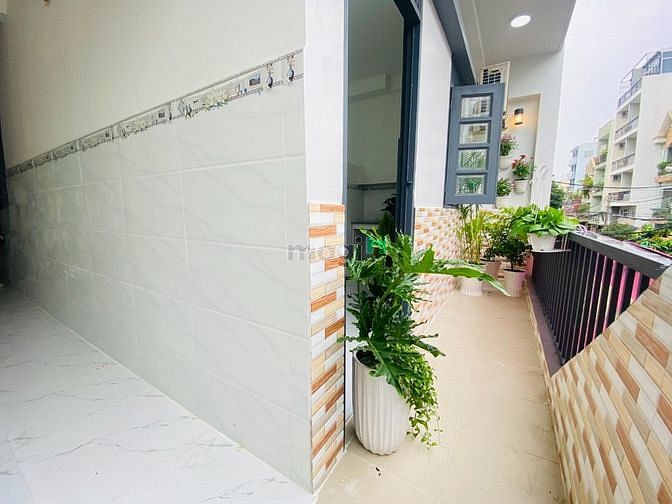 Hình ảnh Duplex bancol mới 100% tại trung tâm Tân Bình
