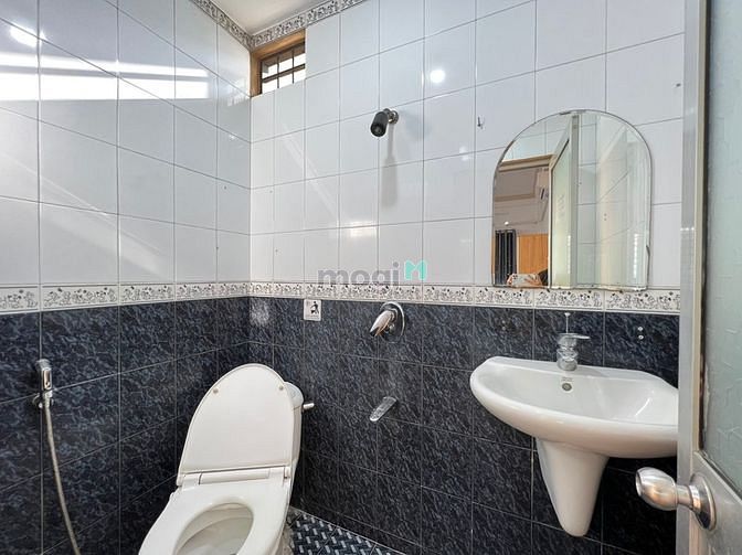 Hình ảnh Căn studio_ban công, máy giặt riêng ở Tân Vĩnh Q4