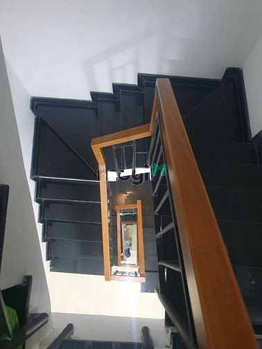 Hình ảnh Bán gấp nhà Q3,CMT8,38m2, 5Tầng. Chỉ 5tyr9.